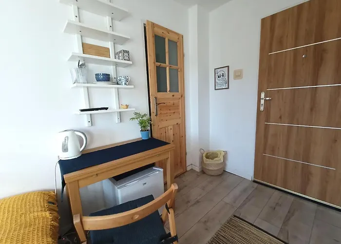 Lemuria Z Lazienka Szkolna